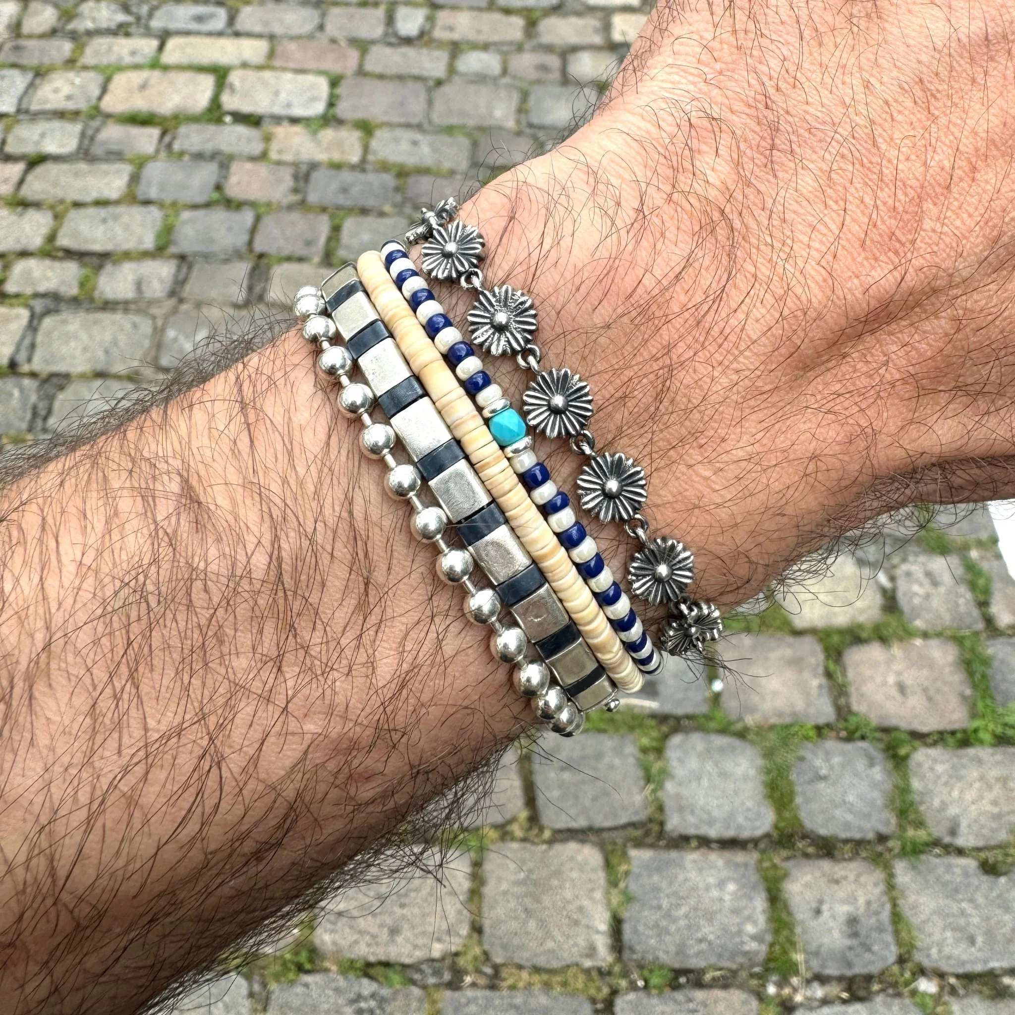 2mm Beads Dandy Bracelet (Pearl/Blue) - Image 2
