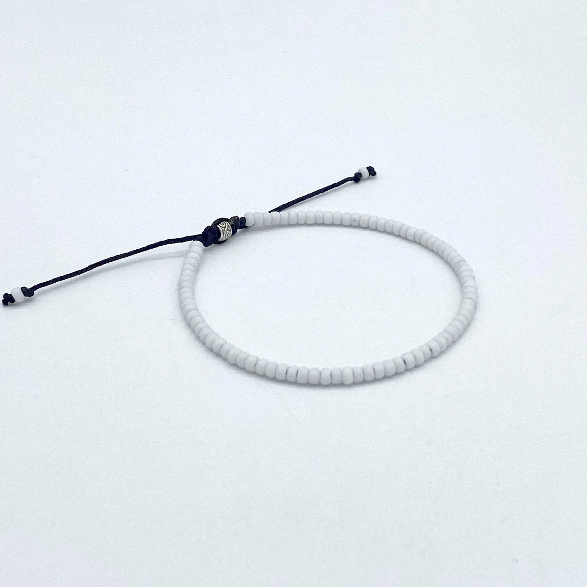 2mm Glass Beads Bracelet (White) - Image 2