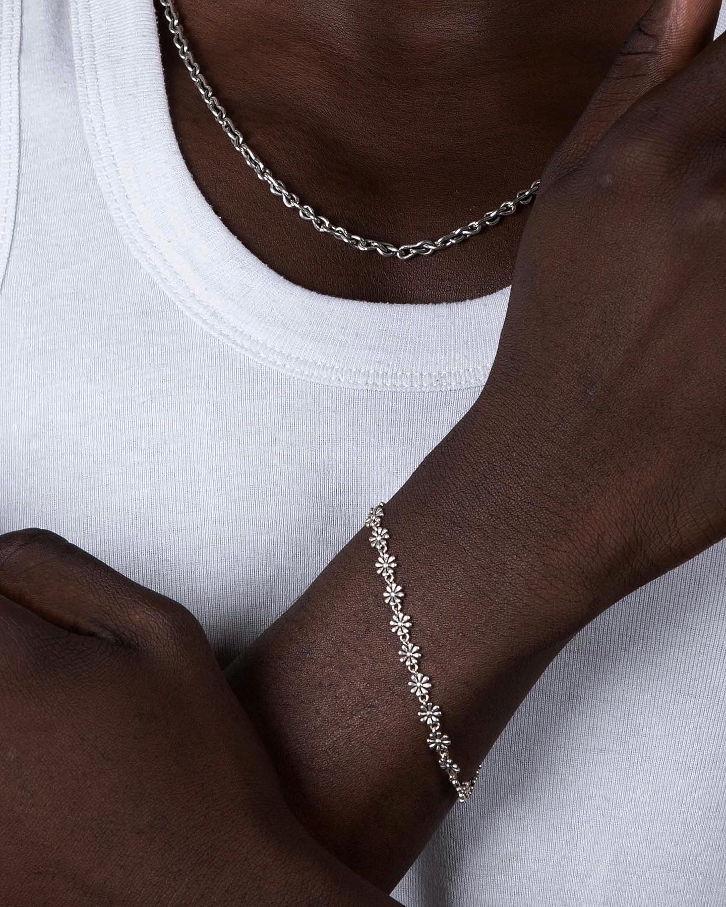 Daisy Sterling Silver Chain Bracelet - Image 5