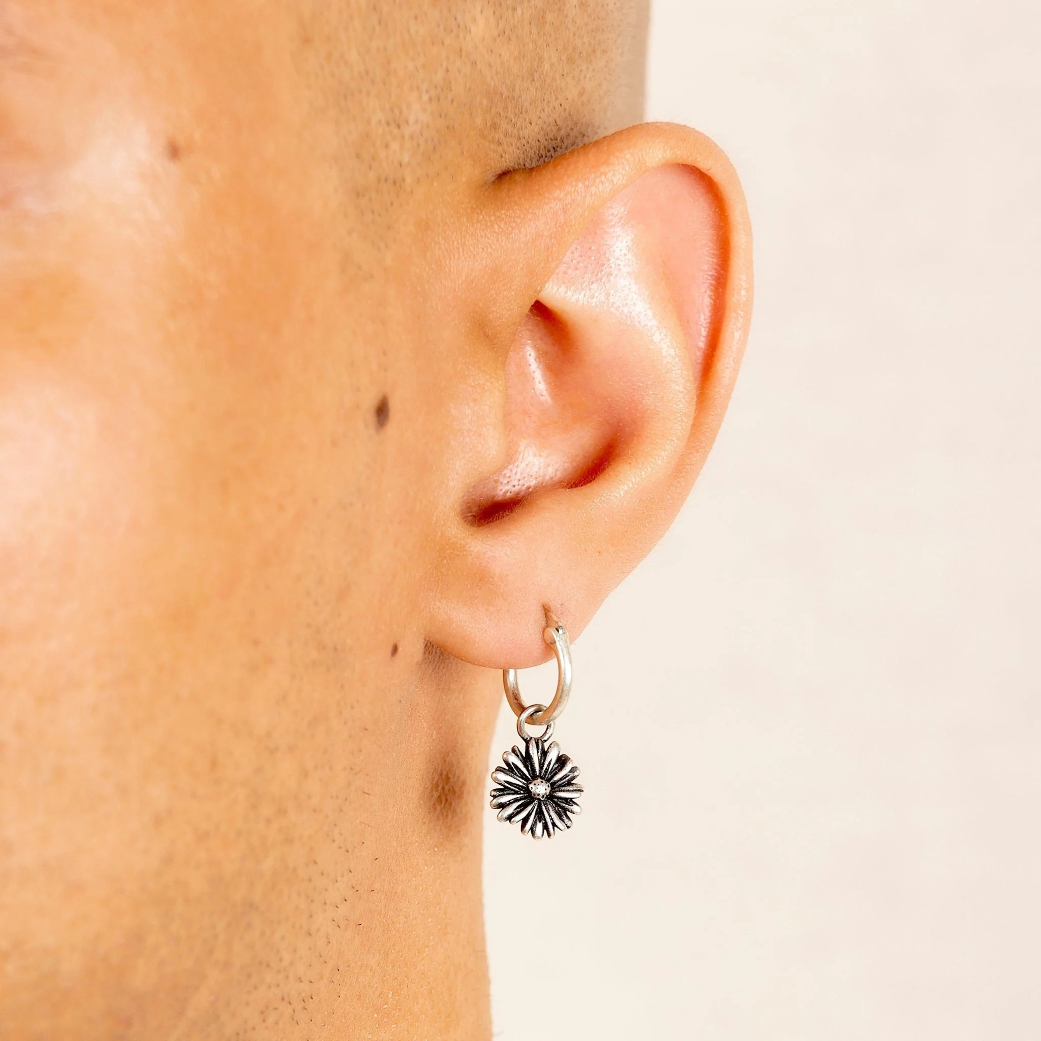 Daisy Sterling Silver Earring - Image 5