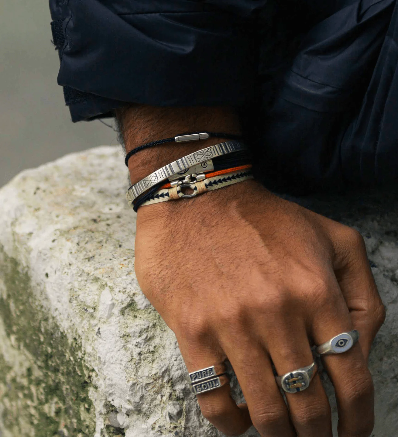 Hand-forged "Navajo" Silver Bangle - Image 3