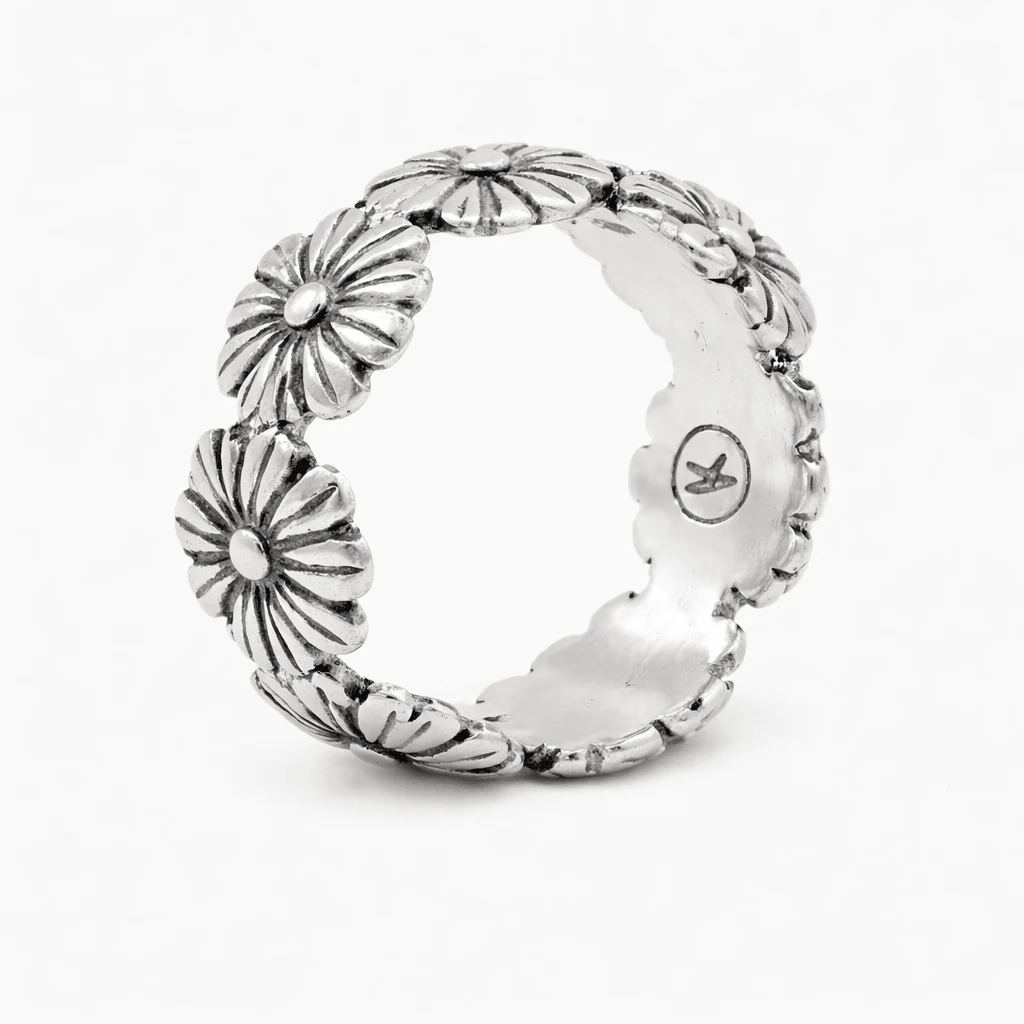 Hand-forged Sterling Silver Daisy Ring - Image 3