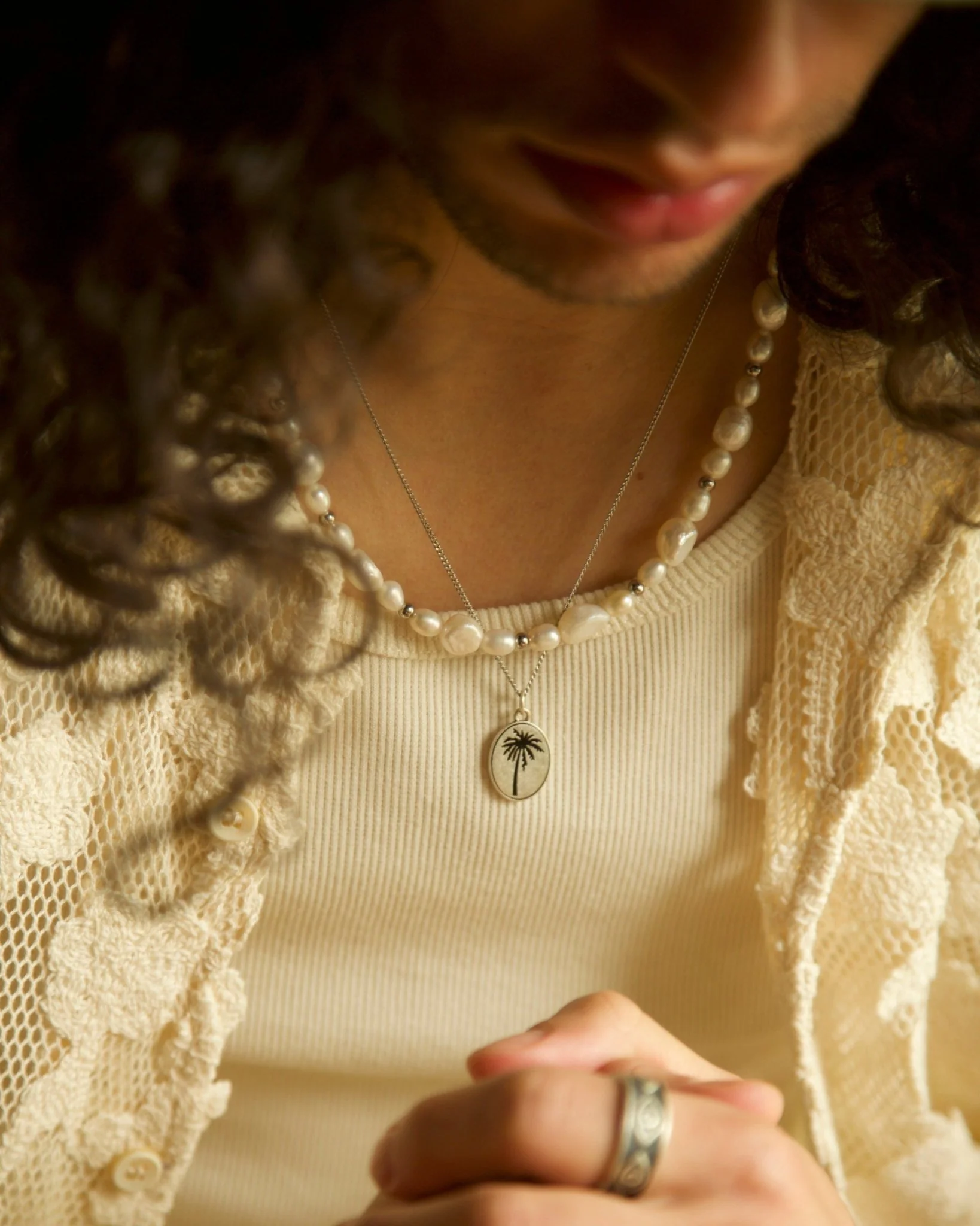 Maxi Freshwater Pearls Necklace With Silver Beads - Image 6