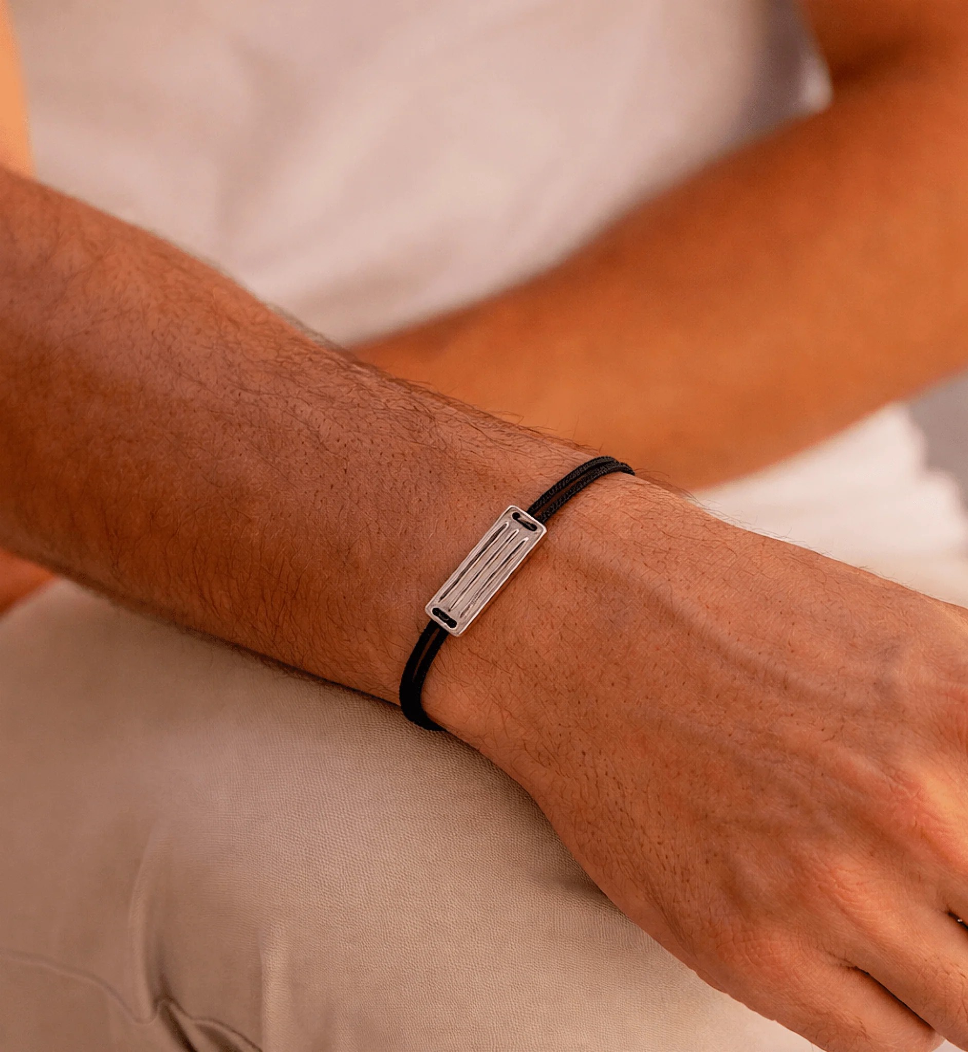 String Bracelet With Linear Silver Plate (Red) - Image 2